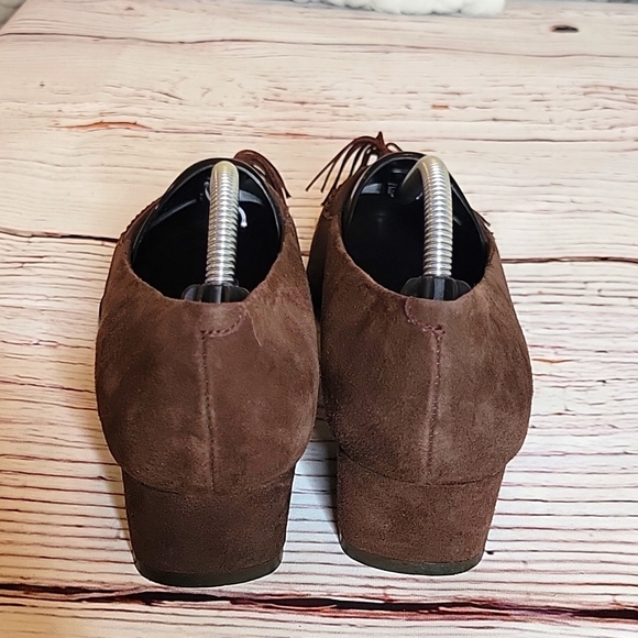 MAKE AN OFFER... ELEGANT! Deep Chocolate Brown Suede Tassled  Loafer Size 8 - Picture 5 of 10